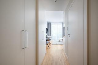 Krasiński Garden Deluxe Studio by BookingHost - 7