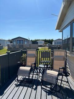 Padstow Holiday Base Bright Two Bedroom Lodge at Seven Bays - 3