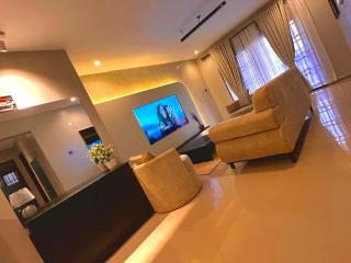 Home2Suite by Veronica Bunga-Buziga-Munyonyo- Luxury with Netflix, DStv, Wi-Fi, & Free Parking - 6