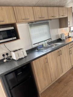 Padstow Holiday Base Bright Two Bedroom Lodge at Seven Bays - 2