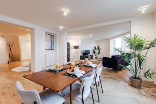 Luxury Penthouse with Panoramic Views 3BR - 0