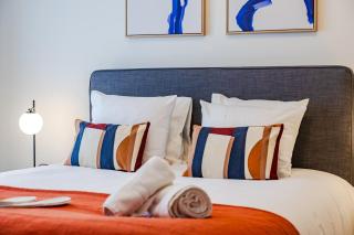 Luxurious 2-BR flat Near NATO & EU - 2