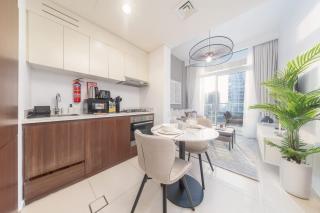 StayShort - Business Bay for 2 people with Amazing City Views - 1