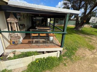 dhu drop inn - 6