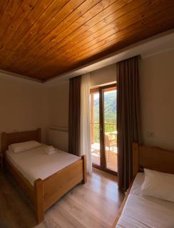 Gegest Hotel - 1