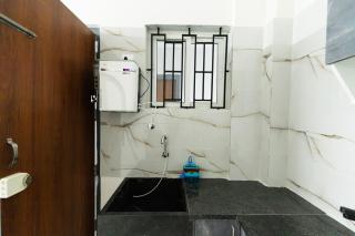 1BHK 2km From Hosa Road Metro with lift 302 - Bangalore - 8