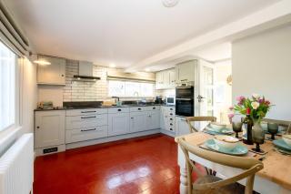 Rose Cottage, Blaxhall - Near Snape Maltings, Orford, Thorpeness & Aldeburgh - Aldeburgh Coastal Cottages - Blaxhall - 2