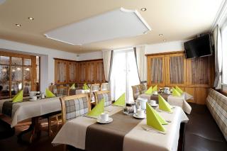 Hotel Garni Valülla - Ischgl - 7