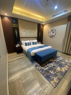 Royal Boutique Hotel - 4