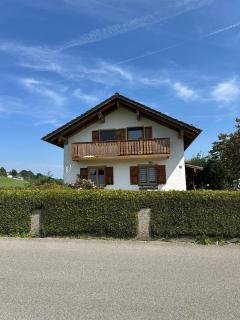 Freistehendes Haus - Garten - Netflix - Stellplatz - 30 Minuten zum Chiemsee - 0