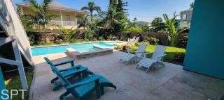 Tranquil Turquoise Retreat - 1