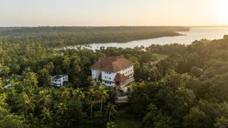 Still Waters Alaya Stays by ELIVAAS - 9