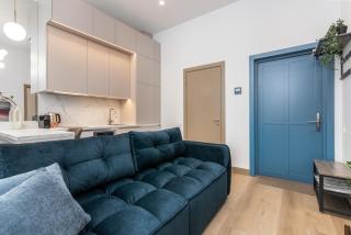 New, Quiet, Premium Design, Free Locked Parking - 7