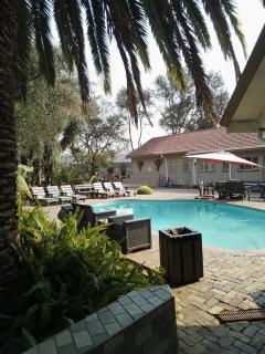 Buna Manzi Holdings Guesthouse - Vanderbijlpark - 0