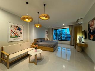 Hanique Cafe and Stay - 1