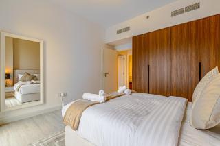 Elegant 2 Bedroom Apartment - Jadeel 2, Madinat Jumeirah - Allsopp & Allsopp - 3