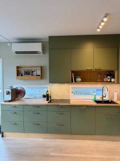 Centrally located spacious 2BR apartment with view - 2