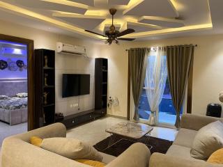 Homiestays Shanti Farm - Noida - 4
