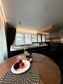 APETIKO APARTMENTs - Kyiv - 6