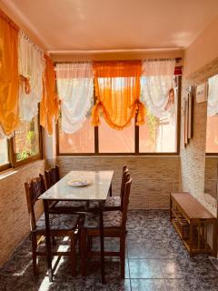 Terracotta House 2 - 5