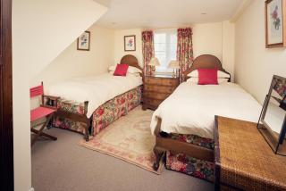 Relaxing Countryside Retreat with Garden & Parking - - 7