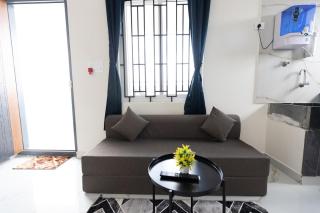 1BHK 2km From Hosa Road Metro with lift 601 - 6