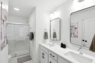 Modern Townhome Retreat in Prime Location townhouse - 6