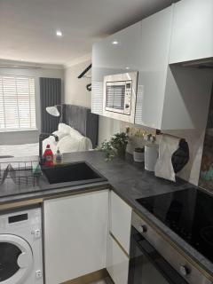 Umazis Bespoke Properties- The Hyde - The Hyde - 5