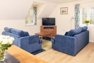 Relaxing Countryside Retreat with Garden & Parking - 2