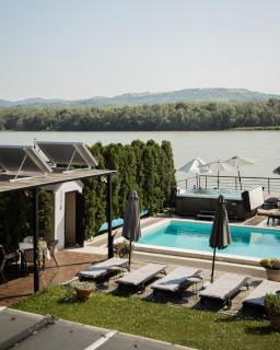 Guest House Panorama Aqualux with Free Parking - 2