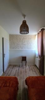 Gîte chaleureux jusqu'à 6 pers à partir de 2 pers et 3 nuits min - 5