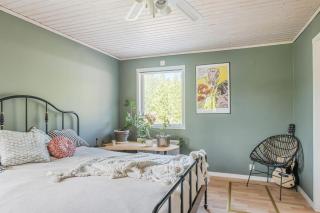 2 bedroom Lake house - 2