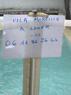 VILLA MIREILLE CALME ARBOREE PISCINE SANS VIS A VIS SECURISEE - 9