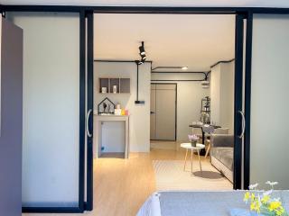 The city center and convenience living - 3