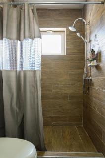 New, cozy & close to everything - Eagle Beach - 5