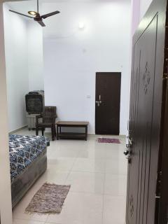 Ma vindhyavasini Atithi Bhavan - 9
