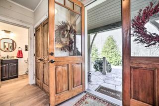 On 22 Acres! Mtn-View Cullowhee Craftsman Retreat - 7