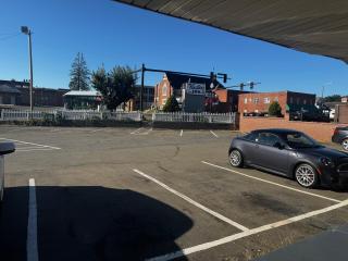 Visitors Inn - Galax - 3