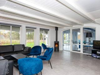 Luxury Retreat with Pool - By Traum Ferienwohnungen - Henne Strand - 5