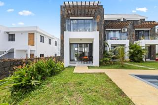 7 Green Village by Host Agents - 9
