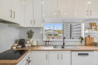 Bluewood Cottage - Cozy Charm, Steps from the City - Toowoomba - 6