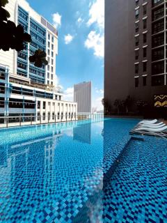 Ena Homes at Alinea - WiFi Smart TV and 1 Carpark - 2