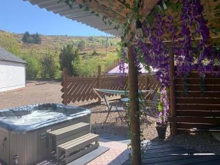 Grant Cottage - 9