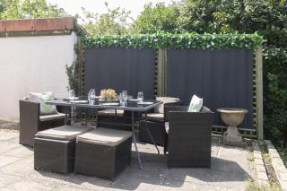 Peaceful 3-Bed Cottage in Eastington - 8