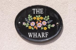 Peaceful 3-Bed Cottage in Eastington - 6