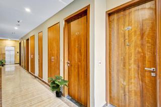 Townhouse Golden Frame - 7