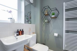 Peaceful Two Bedroom Two Bathroom Home - - 6