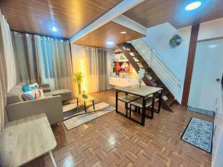 Bloomstone Urban Chill Cabin - 7