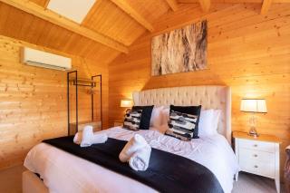 Beautiful Danford House & Lodge with Hot Tub - Hartpury - 7