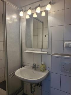 Zentrale Wohnung 4 OG im Herzen von Frankfurt am Main - 4